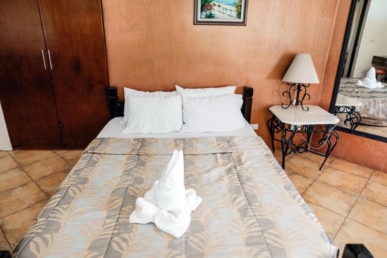 Palmas Del Mar Hotel Bacolod Luaran gambar